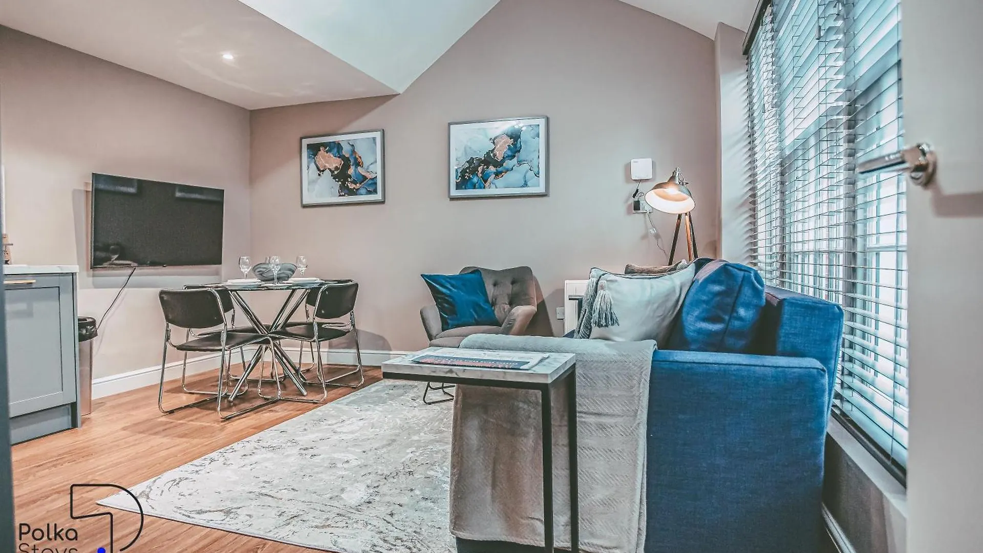 Chester Rows At Bridge Street, City Centre - Luxury Apartments By Polkastays