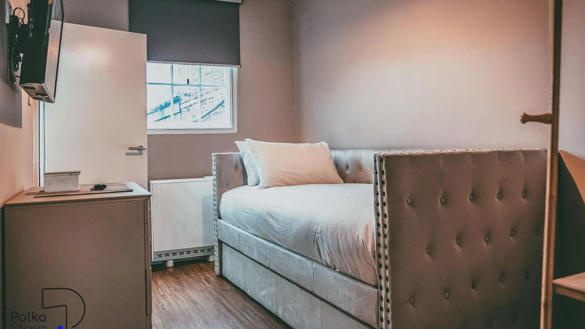 Chester Rows At Bridge Street, City Centre - Luxury Apartments By Polkastays United Kingdom