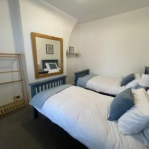  Holiday home 42 Handbridge