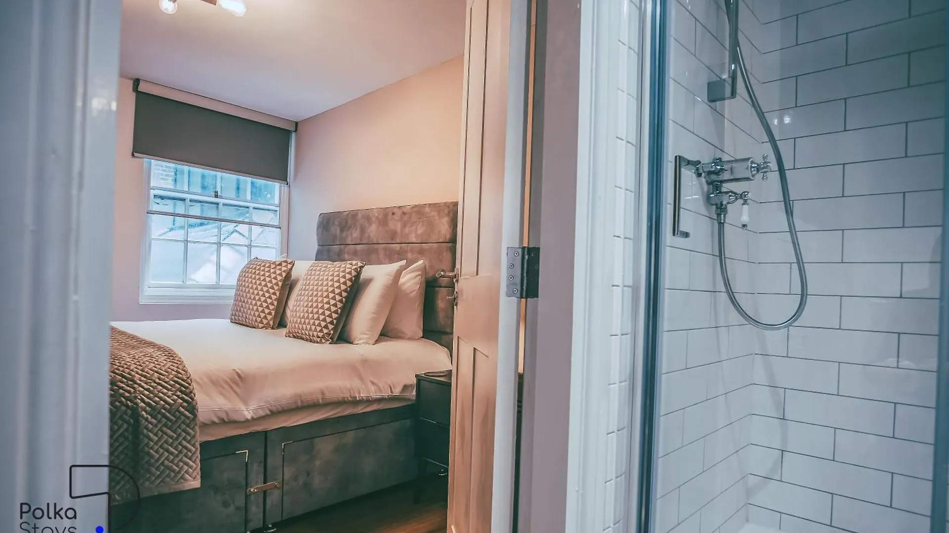 Chester Rows At Bridge Street, City Centre - Luxury Apartments By Polkastays 0*,