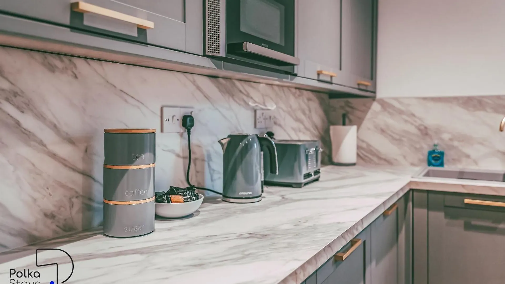Chester Rows At Bridge Street, City Centre - Luxury Apartments By Polkastays